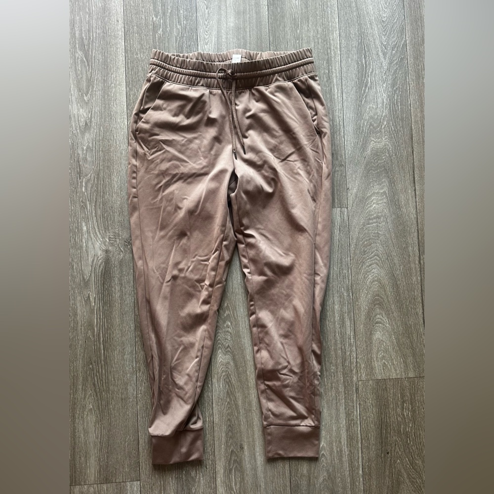 Yogalicious Taupe Jogger Pants